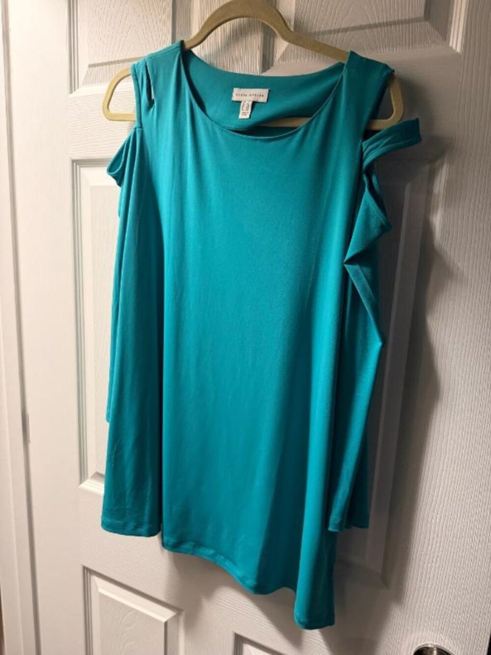Susan Graver Green Solid Liquid Knit Cold Shoulder Tunic Size 1X